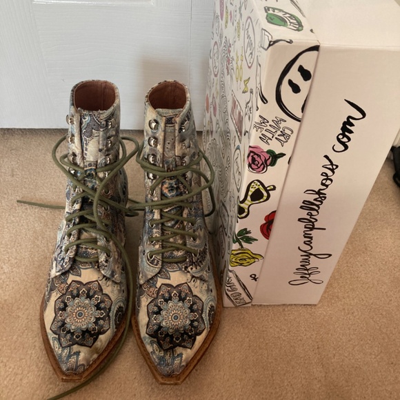 Grove lace up western boots - Picture 3 of 3